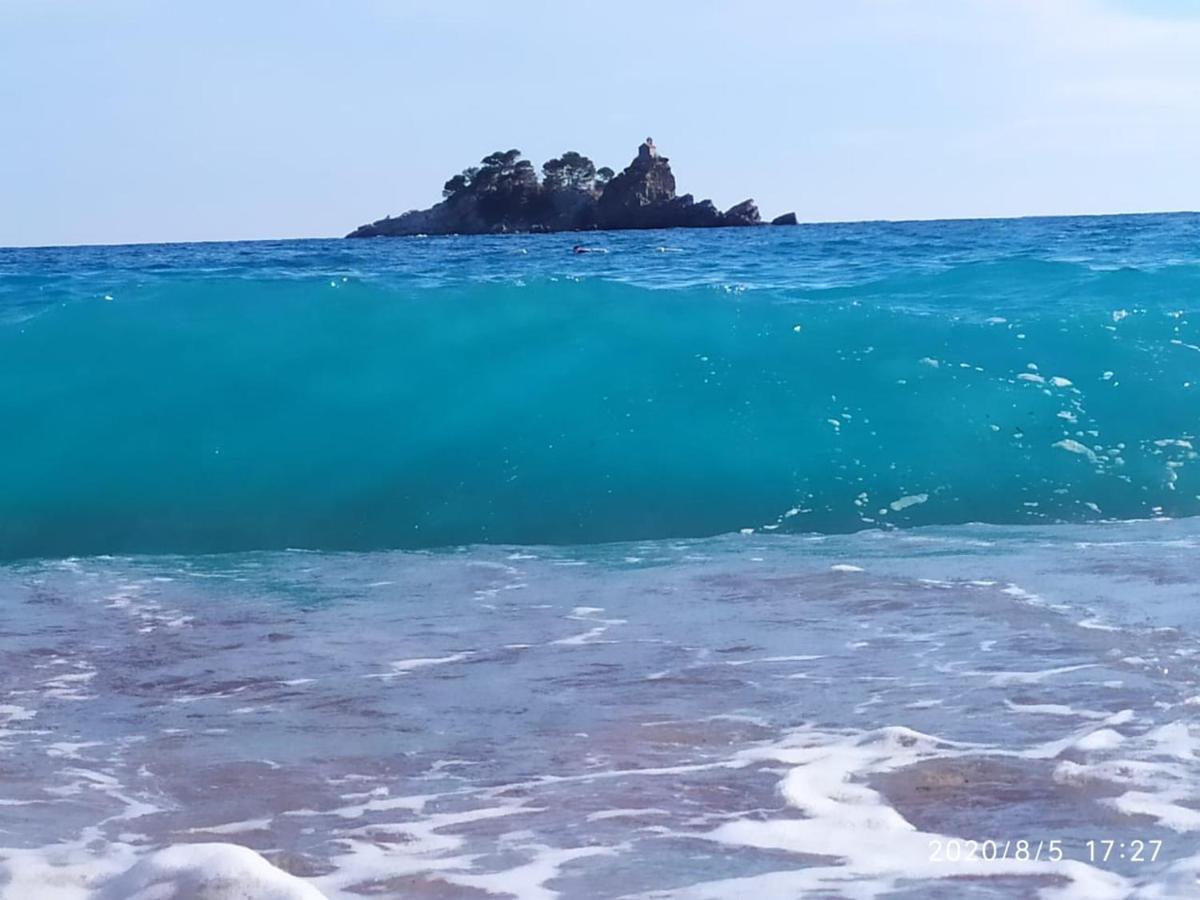 Apartamenti Enjoy Daire Petrovac Dış mekan fotoğraf