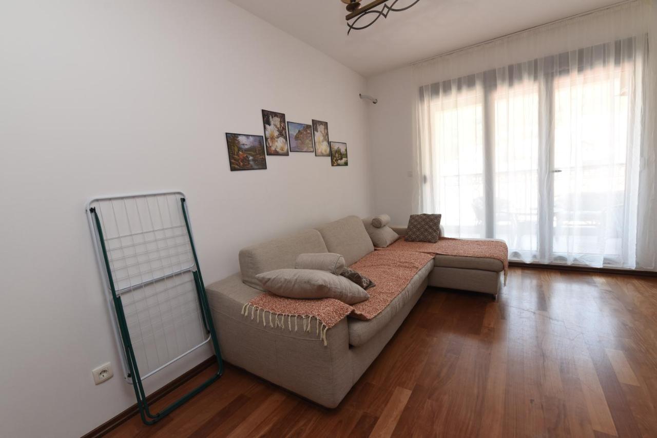 Apartamenti Enjoy Daire Petrovac Dış mekan fotoğraf